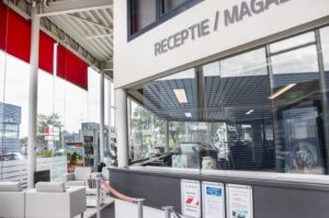 Automobielbedrijf Jo ten Oever balie